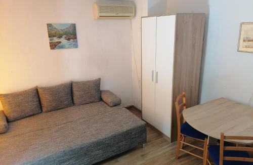 Obrovac Apartment | Apartman Milica