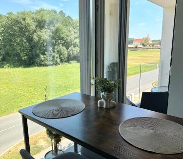 Durdevac Apartment | Apartman Nebo Moderan smještaj, 5G Internet, Parking, Pogled i Besplatne ulaznice za Mini Zoo