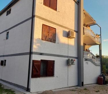 Cepljani Apartment | Apartman Nena