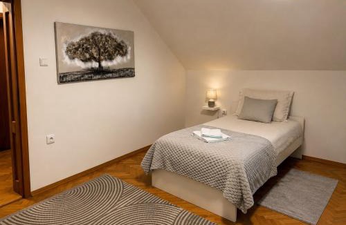 Dakovo Apartment | Apartman Nina