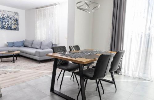 Vinkovci Apartment | Apartman Nola