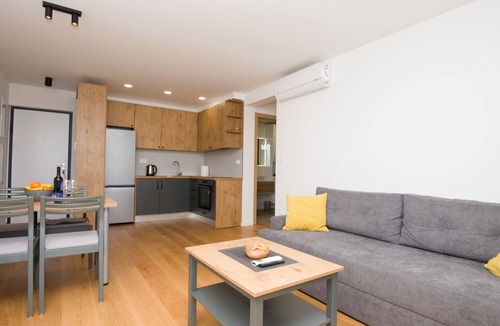Bili brig Apartment | Apartman Sea Note-Makarska by Villas Guide