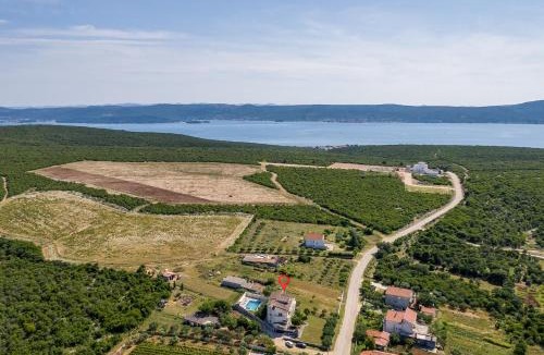Donje Rastane Apartment | Apartman Strmota s bazenom i jakuzijem
