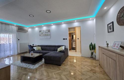 Slavonski Brod Apartment | Apartman STRONG 2