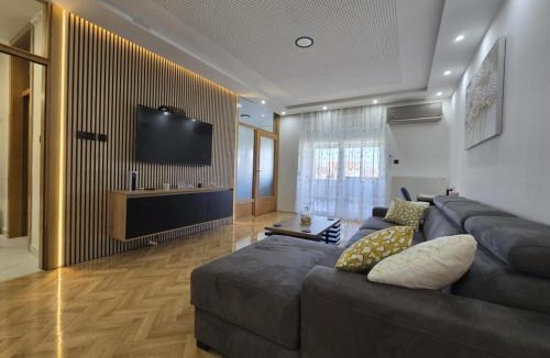 Slavonski Brod Apartment | Apartman STRONG 2
