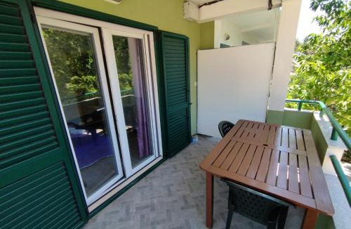 Tribanj Apartment | Apartman Uvala Duboka Kruscica