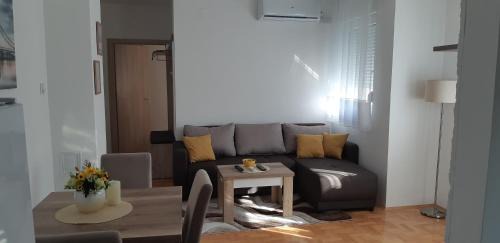 Pirot Apartment | Apartman Vlada