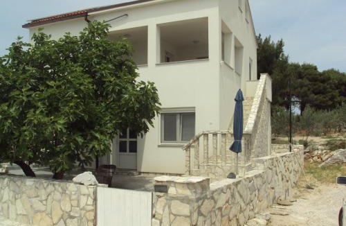 Betina Apartment | APARTMAN ZVONIMIR