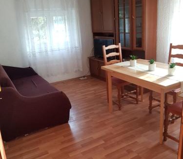 Veljun Primorski Apartment | Apartmani Čempres Senj