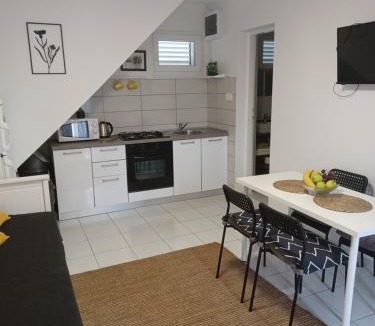 Krusevo Apartment | Apartmani Ana - Meka Draga