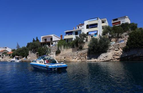 Pokrivenik Apartment | Apartmani Cico