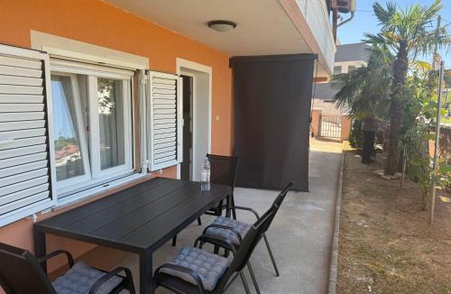 Gornji Karin Apartment | Apartmani Greif