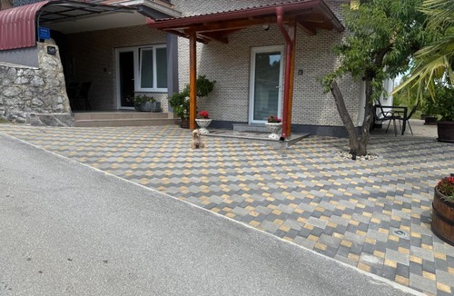 Duga Resa Apartment | Apartmani HeManoS