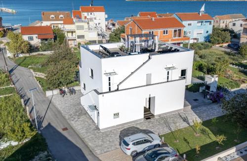 Betina Apartment | Apartmani Hiza i Vila