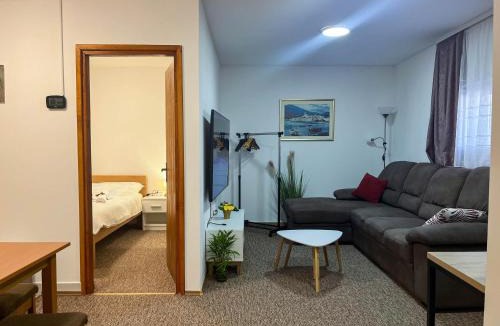Kutina Apartment | Apartmani MOSLAVINA i parking