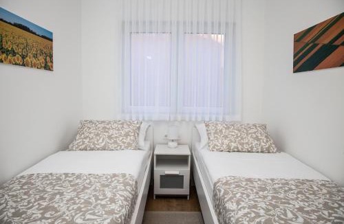 Vinkovci Apartment | Apartmani ORION - Kasiopeja