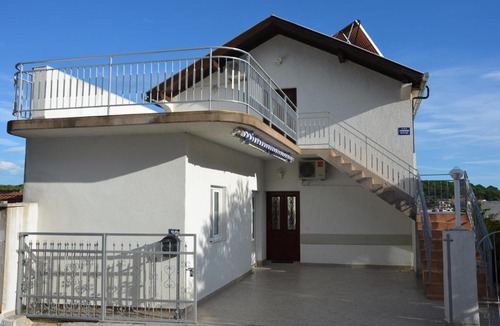 Tijesno Apartment | Apartmani Sapina