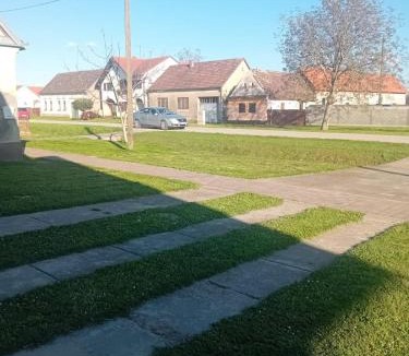 Gradiste House | Apartmani Tea i Toni