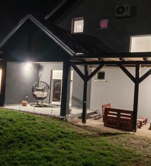 Gradiste House | Apartmani Tea i Toni