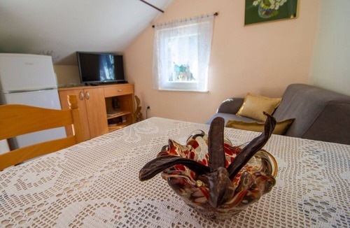 Stomorska Apartment | Apartments Mari (102711-A2) - Stomorska - island Solta