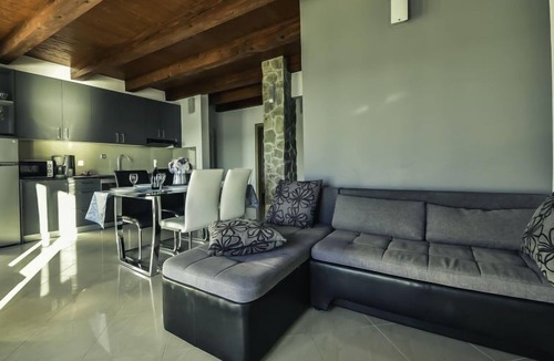 Maslenica Apartment | Apartment Škroćo by Interhome