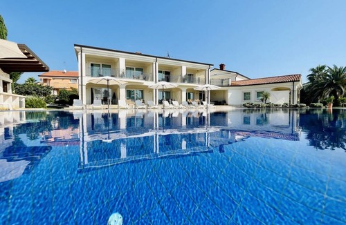 Lovrecica Apartment | Apartment ∙ 2 bedrooms ∙ 4 guests