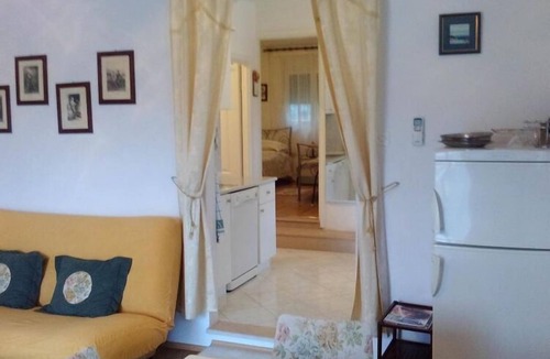 Splitska Apartment | Apartment Agata - Two Bedroom Apartment with Terrace and Sea View (ST)