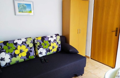 Bibinje Apartment | Apartment Aleksandra - 10 m from sea: A1 lijevi(2+2) - Bibinje, Zadar riviera, Croatia