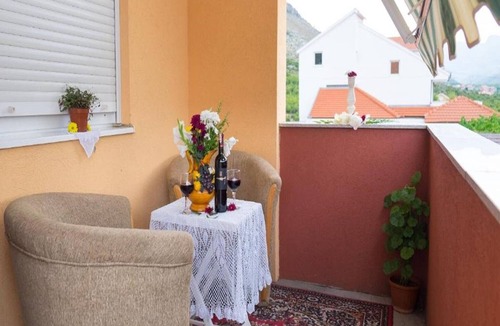 Trebinje Apartment | Apartment Ana-Marija - Two Bedroom Apartment with Balcony