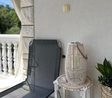 Karigador Apartment | Apartment Angelina 70m from the Beach, Free parking