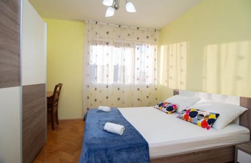 Split Apartment | Apartment Anica