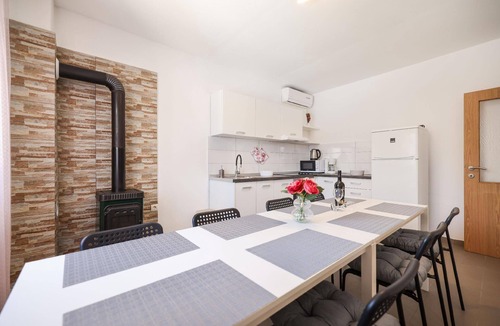 Ljubac Apartment | Apartment "Apartment A1" beachfront