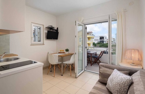 Vodice Apartment | Apartment Arausa with Pool VI