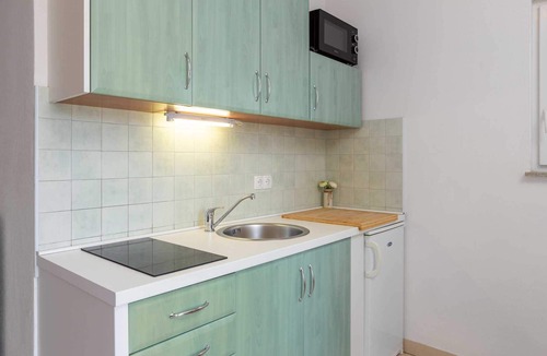 Vodice Apartment | Apartment Arausa with Pool VI