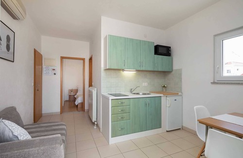 Vodice Apartment | Apartment Arausa with Pool VI
