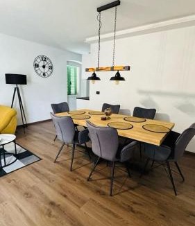 Fiorini Apartment | Apartment Beatus