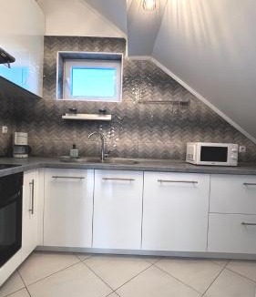 Osijek Apartment | Apartment Borna - Self Check-In & Free Parking