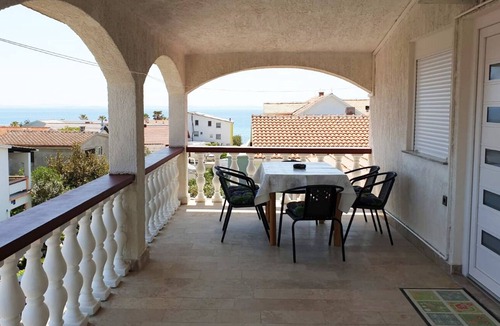 Vir Apartment | Apartment Bozica - 70m from the beach & parking: A4-drugi kat(4+1) - Vir, Zadar riviera, Croatia