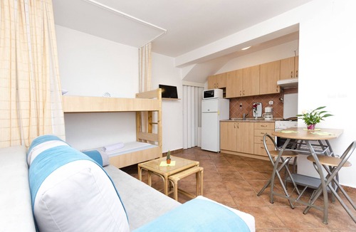 Srima Apartment | Apartment Branka (48011-A1) - Srima (Vodice)