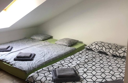 Logatec Apartment | Apartment-Camp-Bar Grajski park Vitez - vacation in embrace of 100 year trees