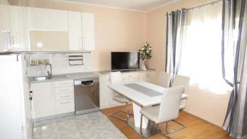 Makarska Old Town Apartment | Apartment Central City