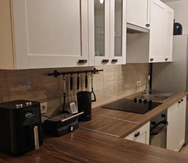 Dinjiska Apartment | Apartment Cherry s pogledom na more