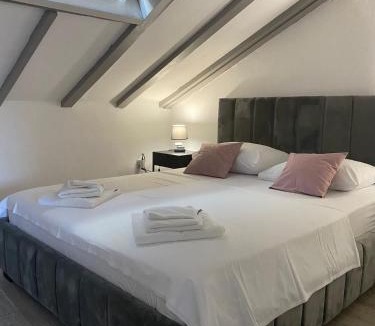 Plisac Apartment | Apartment City Vibe, great location!