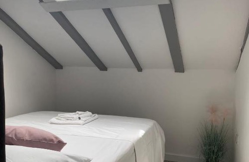 Plisac Apartment | Apartment City Vibe, great location!