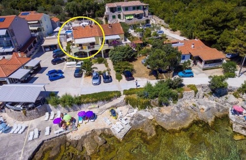 Mali Iz Apartment | Apartment Davor - 20m from sea : A1(2+2) - Mali Iz (Island Iz), Zadar riviera, Croatia