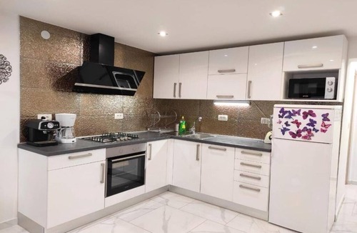 Municipality of Omisalj Apartment | Apartment Dino 2+1 with heated pool