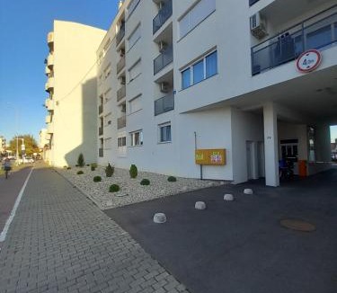Osijek Apartment | Apartment DIVA, private parking