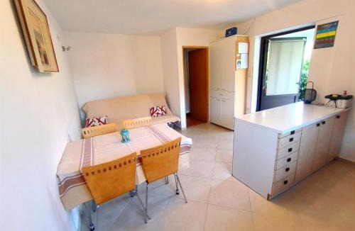 Mundanije Apartment | Apartment Dumičić 2
