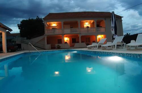 Galovac Apartment | Apartment Elena