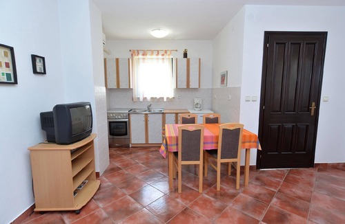 Valbandon Apartment | Apartment for 4 persons approx. 35 qm in Fažana, Istria (Istrian Riviera)